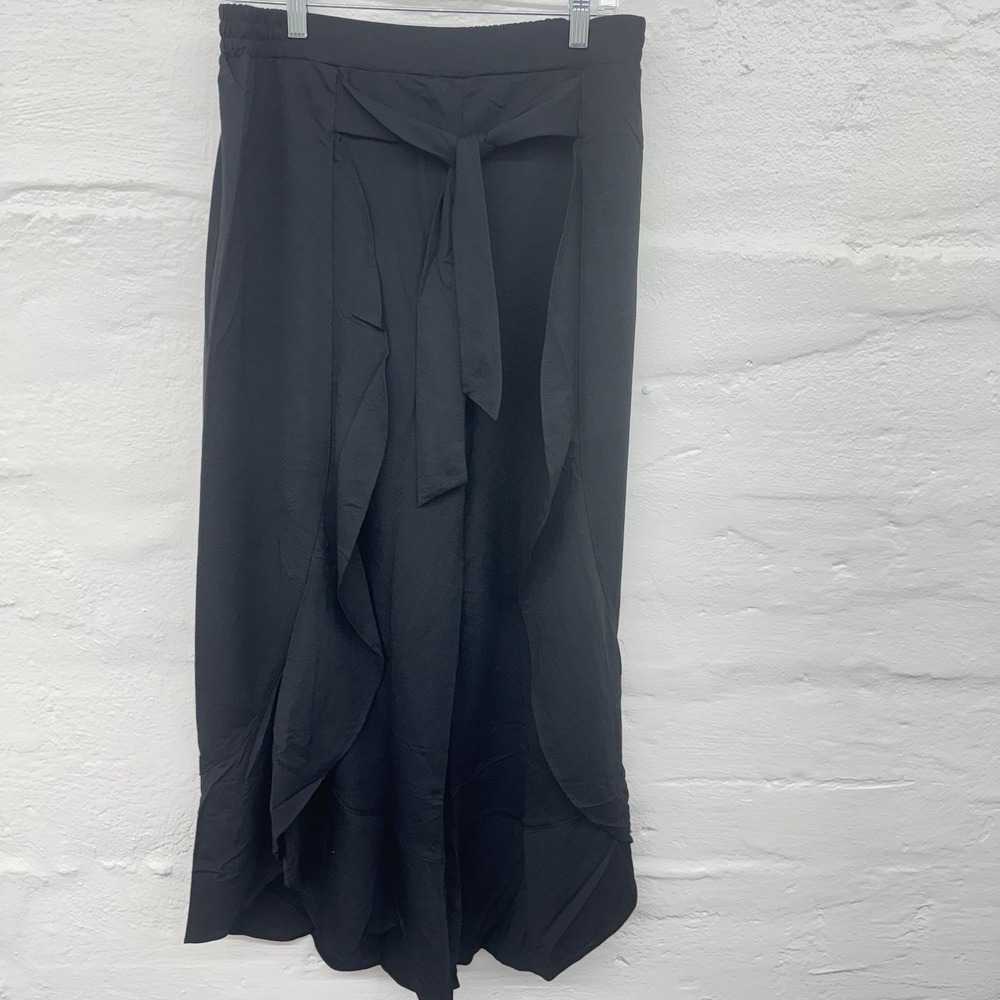 Truth + Style Flounced Stretch Woven Pants Size M Black Wide Leg A491568 NEW - Picture 3 of 7